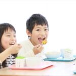 子供たちと食事